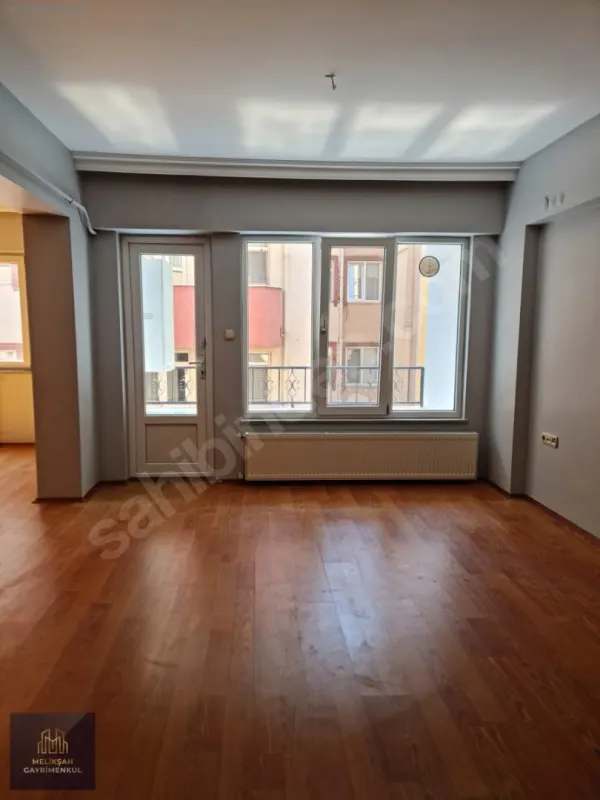 Hendek Merkezde 130m² Satılık 3+1 Daire, Kombi, Otopark — görsel 12