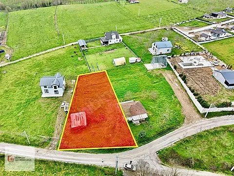 GÜRKAN GAYRİMENKUL YEŞİLVADİ MH. %40 İMARLI 1000M² ARSA